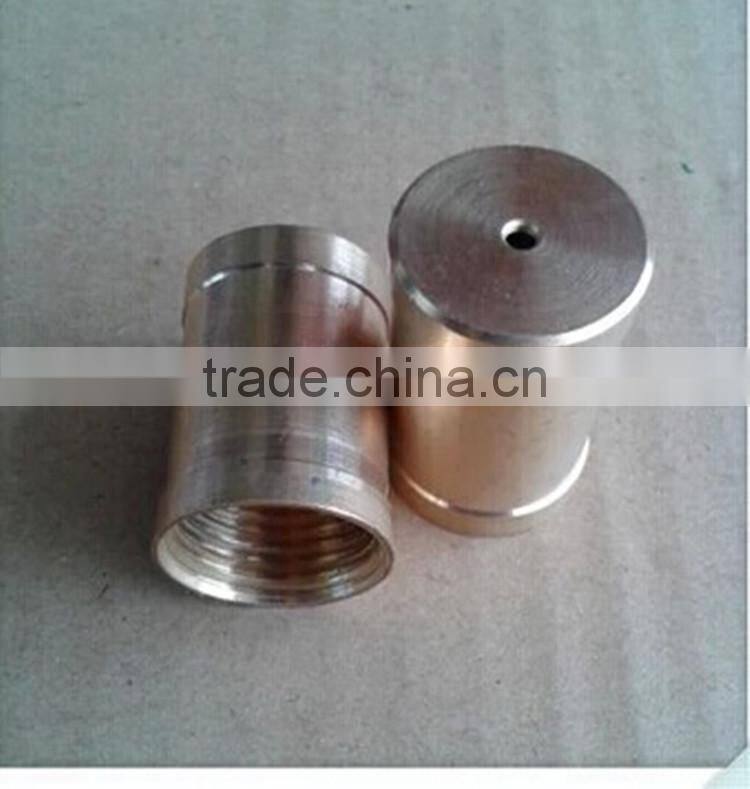 Low pressure misting nozzle