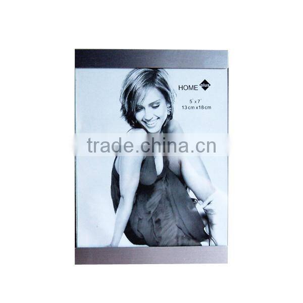 Custom aluminum photo frame