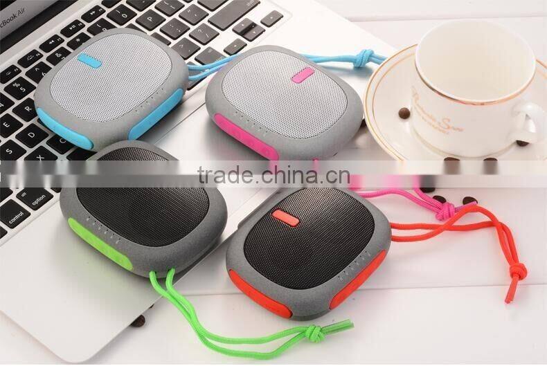 New Design Portable Outdoor Sports Bluetooth Wireless Speaker Palmbox Multifunction Bluetooth Speaker With TF Card/Power Bank