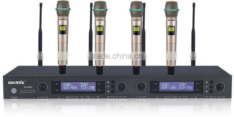 2016 New Design Four Channels Wireless Microphone Professional Conference Microphone