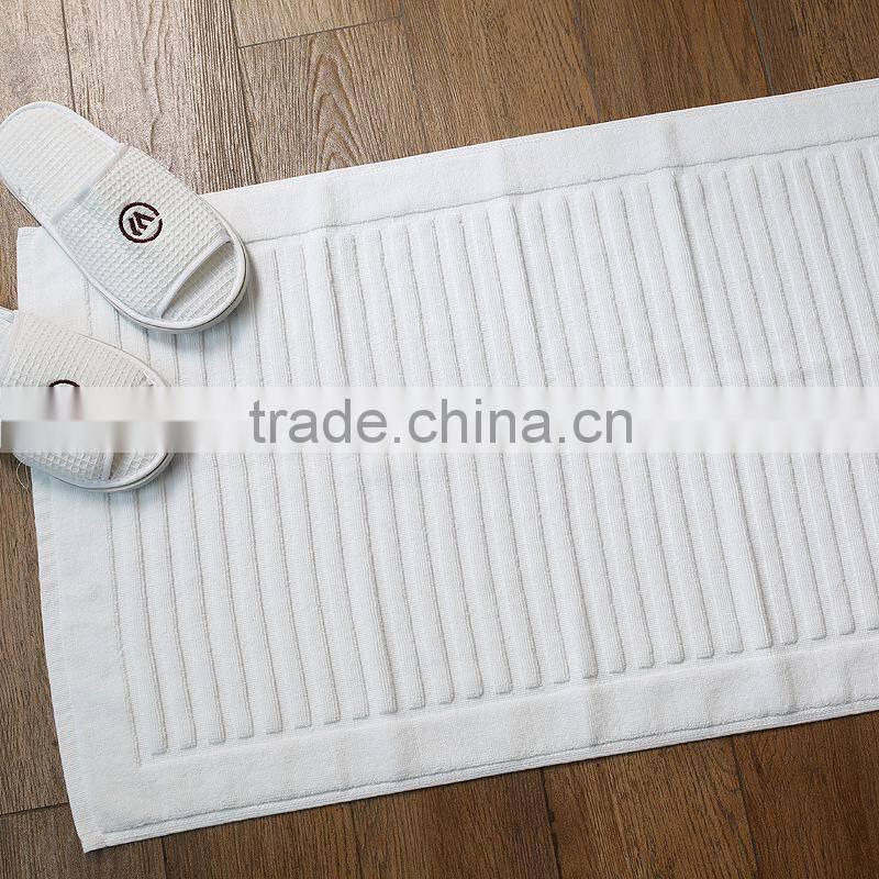 new top grade 32s jacquard bath foot towel