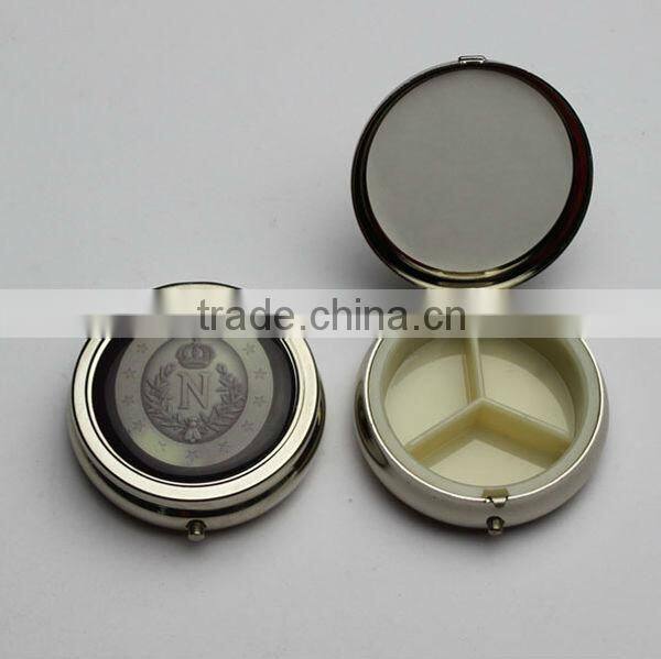Heart Shaped Mirror Compact/Metal Pill Box/Pocket Pill Box