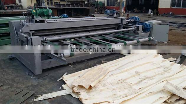 Automatic cutting combined machine/veneer peeling lathe with high efficiency