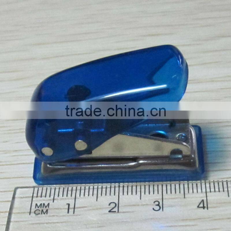 2013 hot portable plastic 4cm mini hole punch