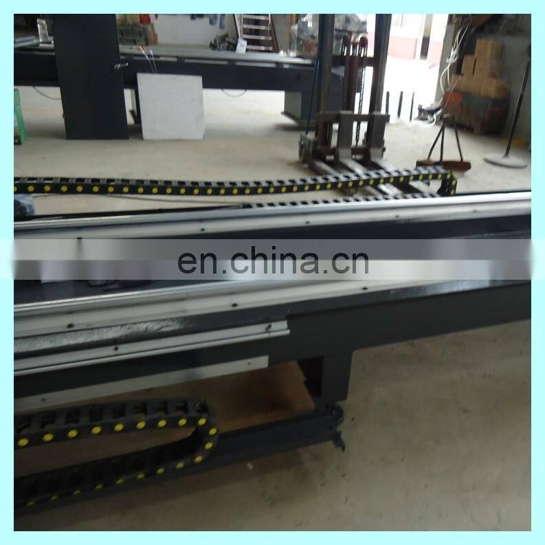 Aluminum window making machine of CNC cutting saw
