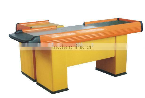 Caught eyes checkout Counter