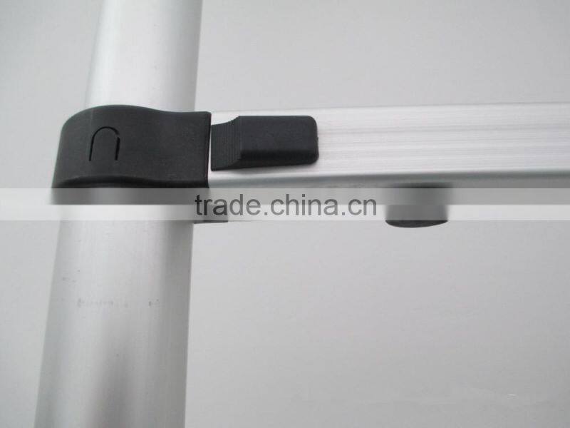 Aluminum telescopic ladders