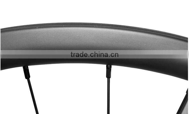 Carbon fiber mountain bike wheels 26ER clincher disc wheels carbon MTB wheelset