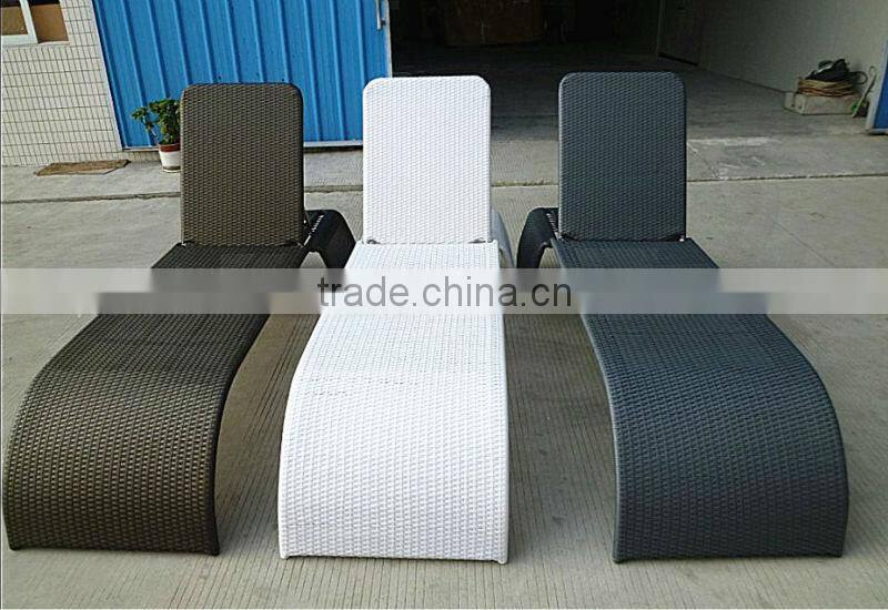 Outdoor all weather colorfast rattan wicker beach sun lounger