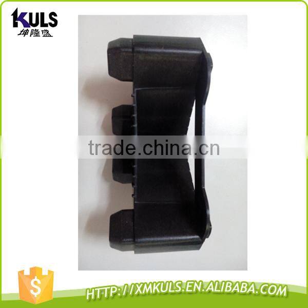 Plastic corner protector for photovoltaic cell board