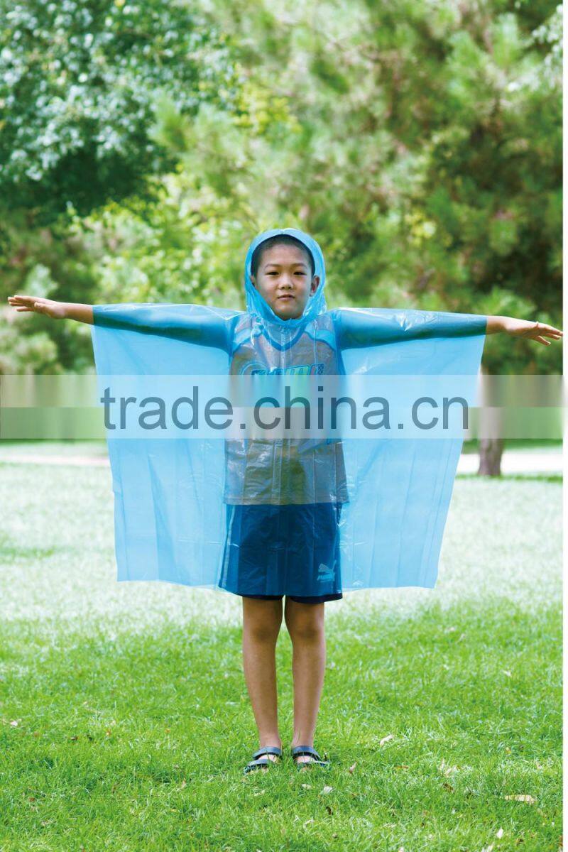 Kids customized plastic raincoat rain poncho with logo in the bag