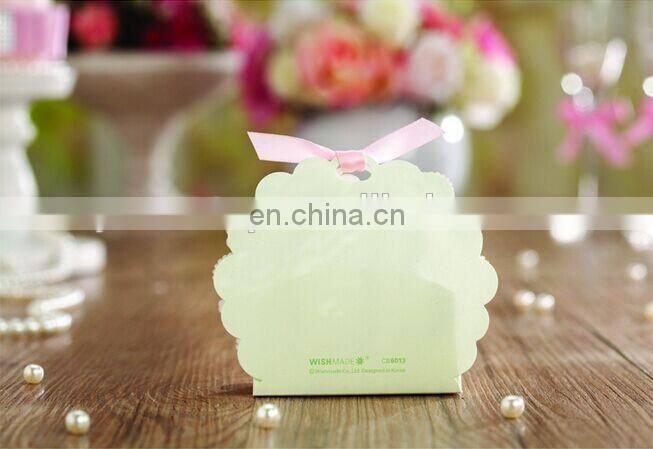 Fancy paper gIft favor box with ribbon