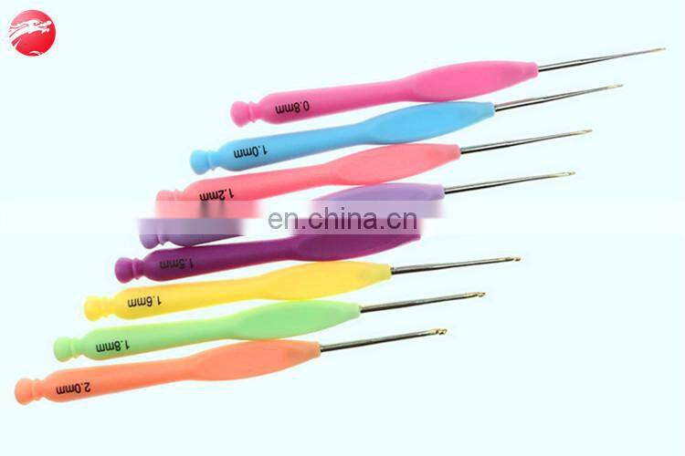 New Designed High Quality TPR Grip Knitting Needle Iron Crochet Hook
