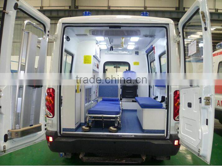 IVECO XLG5042XJHCY4 4X2 AMBULANCE