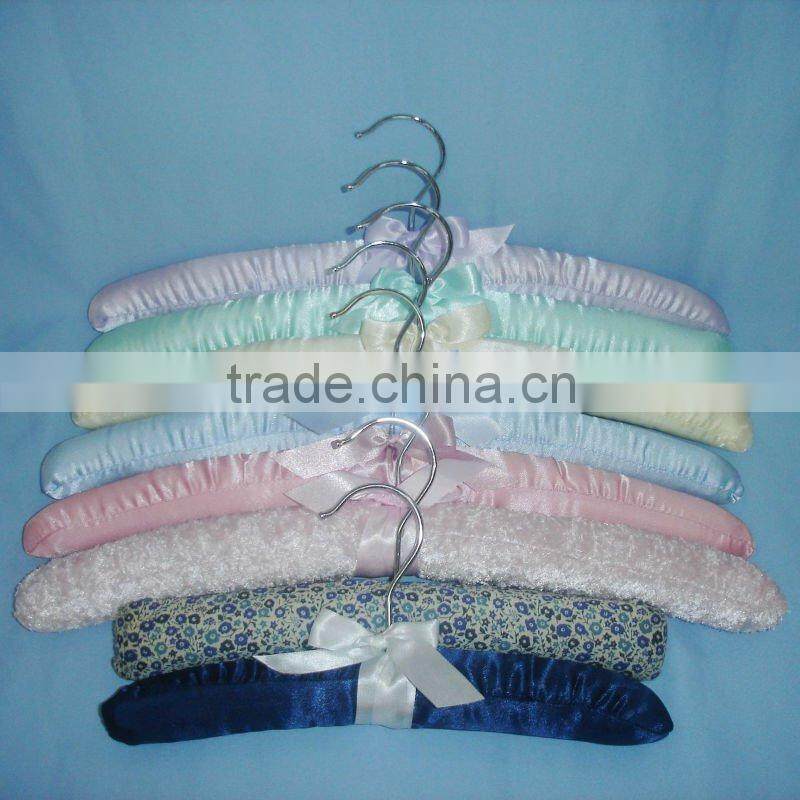 WI447 new design hanger for fashions