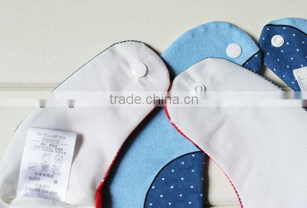 Wholesale Animals Design Waterproof Baby Bibs