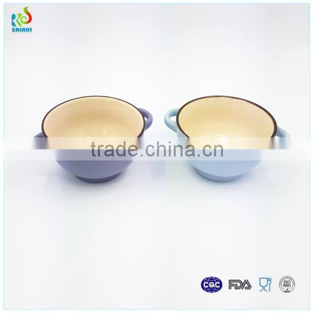Large ceramic bowl with 2 handles