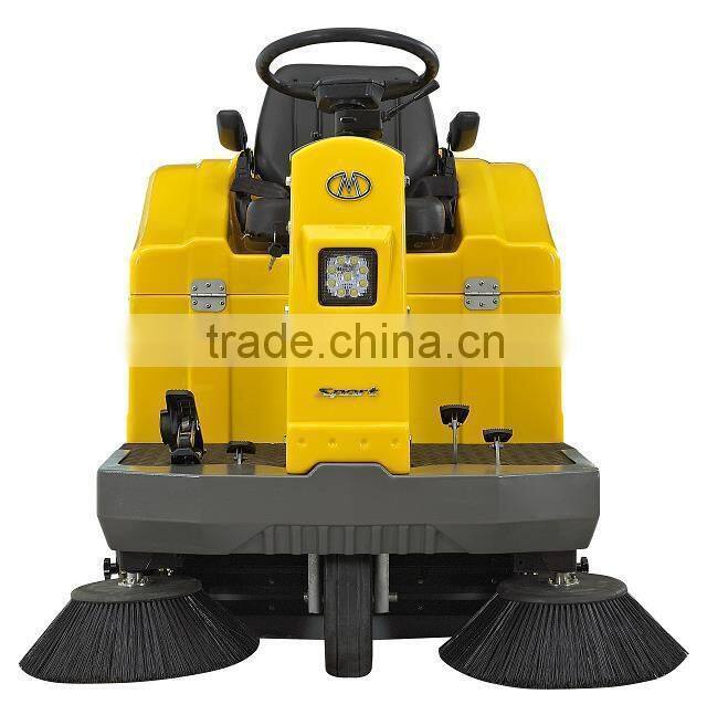 Industrial warehouse ride on floor sweeper,automatic battery floor cleaner