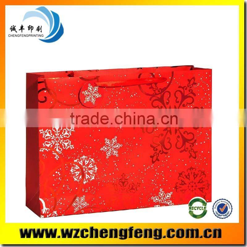 Red fashion custom Christmas gift paper bag shopping paper bag