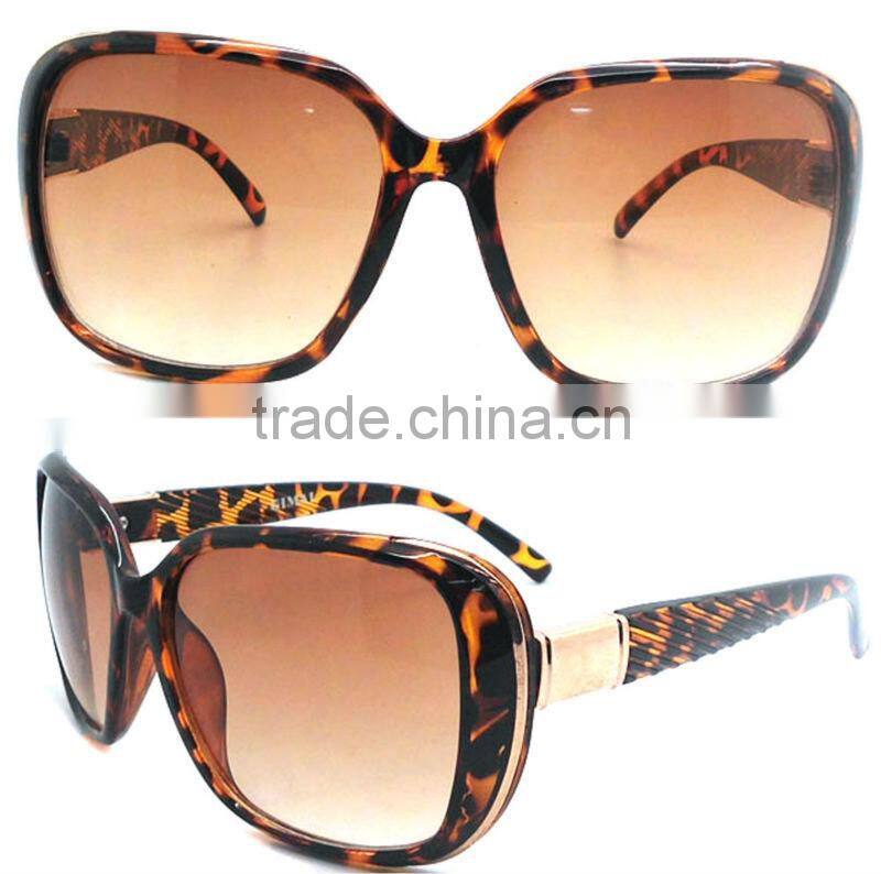 leopard print plastic sunglass
