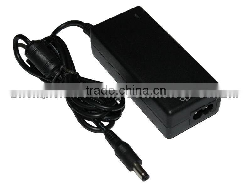 24V 1A Switching Adapter with UL GS CE FCC SAA KC PSE ROHS Approved