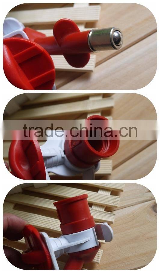 Fine innovative pet products pet feeder tool