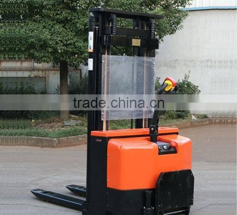 XE Series Stacker