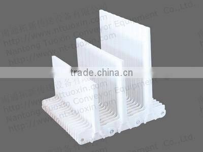 400 Raised Rib Plastic Modular Conveyor Belt with Base Flights