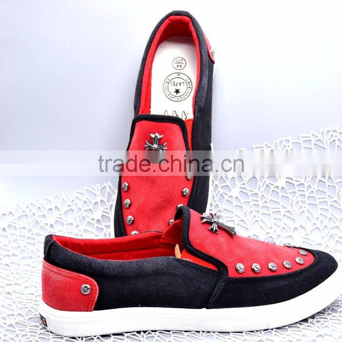 Comfortable design student fashion flat slip-on men canvas shoes with rivet