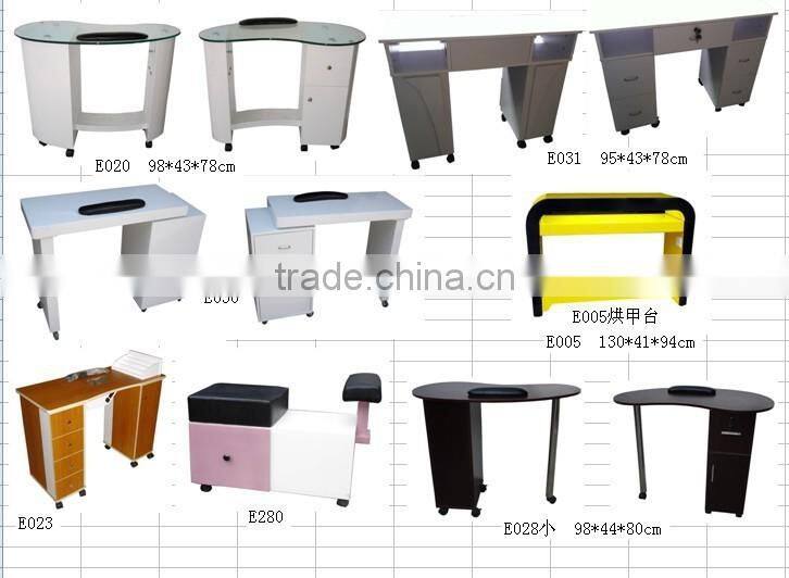 European pink double maincure table