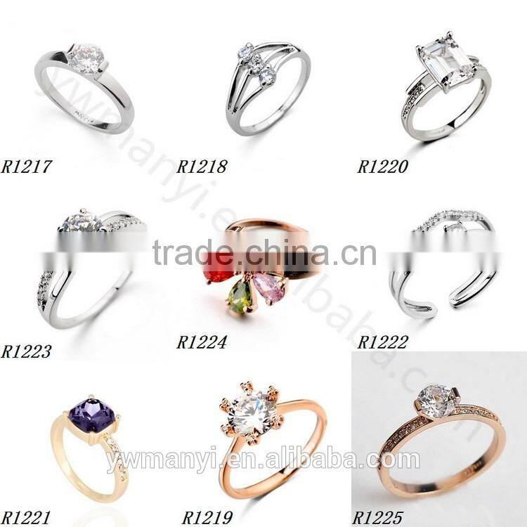 2016Fashion product alloy ring cross rhinestone silver plating R815