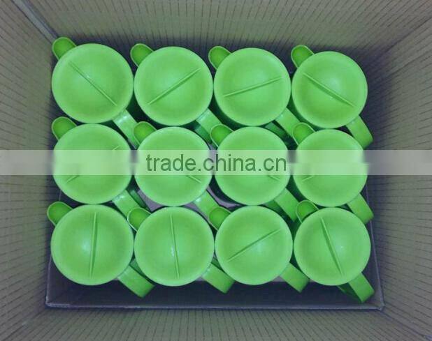 1.5L plastic Serving jug Water jug Water pitcher (Green 375C) in display box packing #TG1009EG