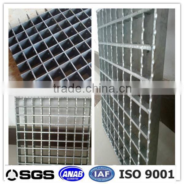 Pressure lock steel grating case board for construction material