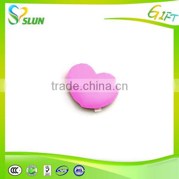 Wholesale home textile mini heart red pillows