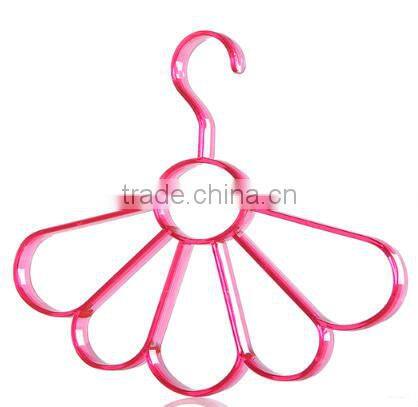 Flower Shaped Belt Hanger, Plastic Scarf Hanger