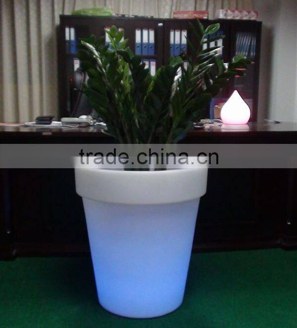 FO-9520 LED Garden Floral Pot, LED Lighted Plastic Planter, Outdoor Tall Round Flower Pot