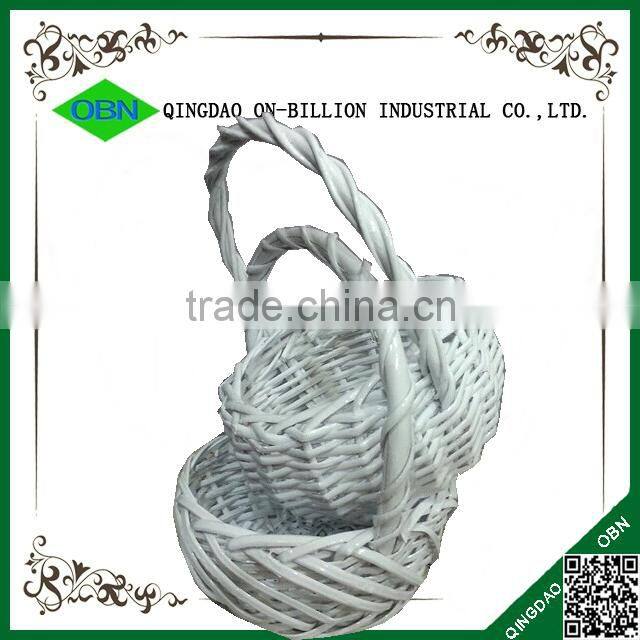 Cheap white wicker flower basket with handle