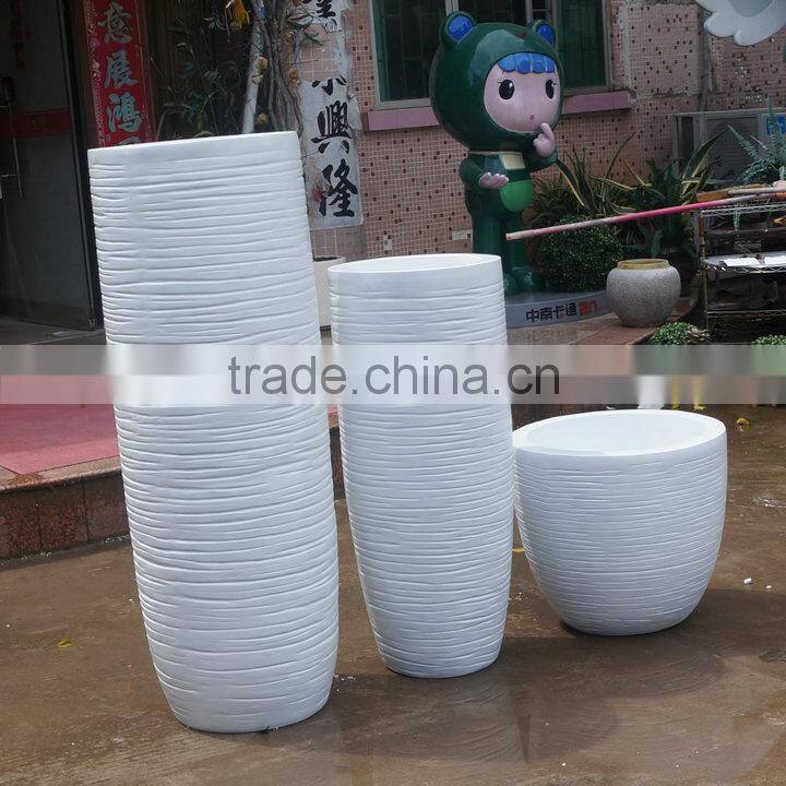 Giant round outdoor planter pot