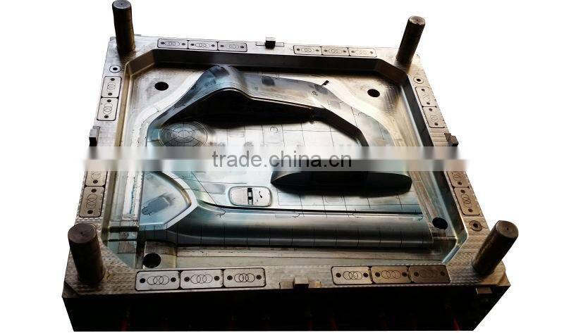 Plastic injection mould