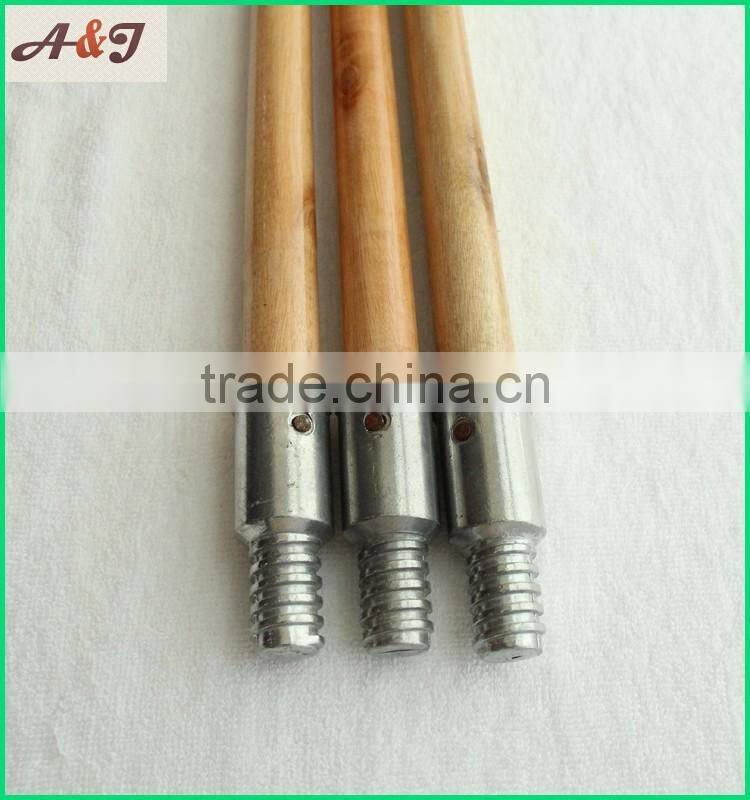 Lacquering wooden handle with metal thread for rakes or other gardening tools