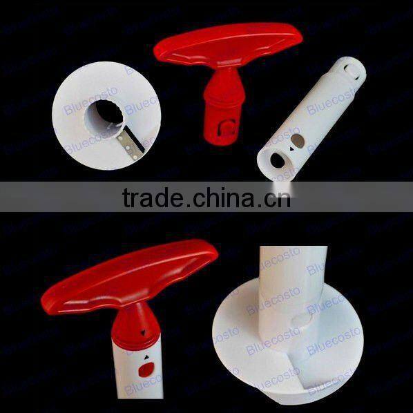 Handheld Cylindrical Pineapple cutter with Circular blade