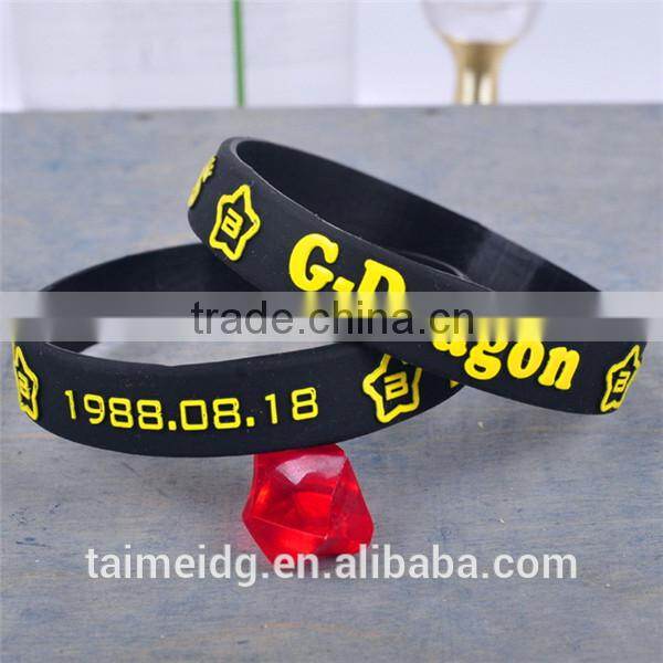 2015 promotional custom customised bracelet