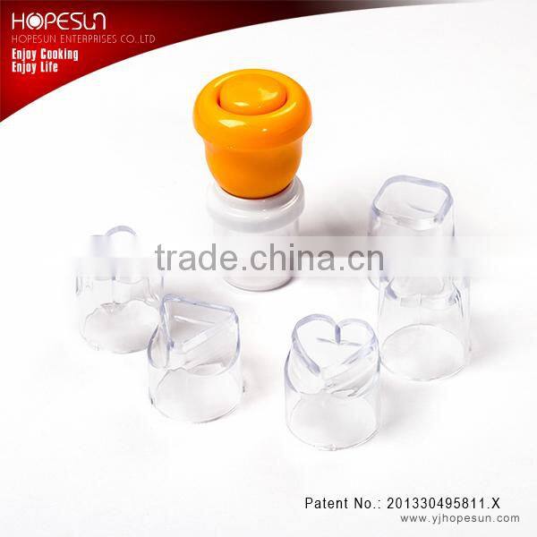 Plastic mini multi function sandwich cutter