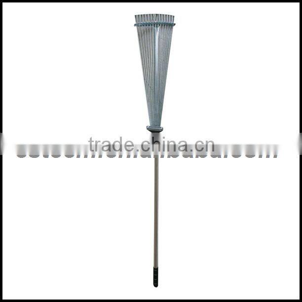 Hot selling cheap garden rake for Garden tools/garden scissors