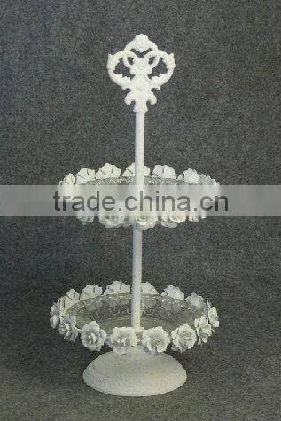 Beautiful wedding use 3 tier cupcake stand