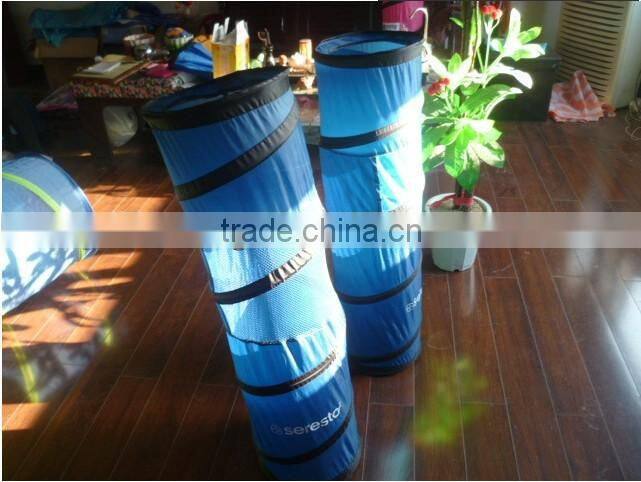 Cats tunnel,cat tunnel indoor,Red paper cat tunnel with a hole in the middle