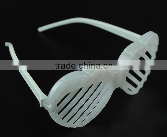 Plastic Flashing Light Up LED Glasses for girls