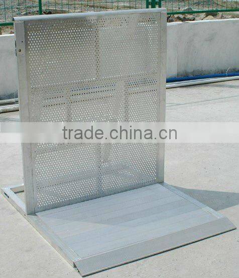 Removable road crowd control barricades for sale