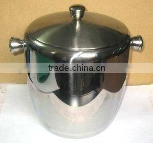 stainless steel Ice bucket with a lid, the mirror finished wine bucket