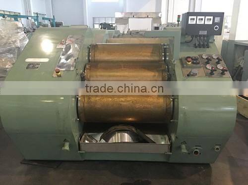 Longxin Hot YS Inclined Hydraulic Three Roll Mill (YS400)